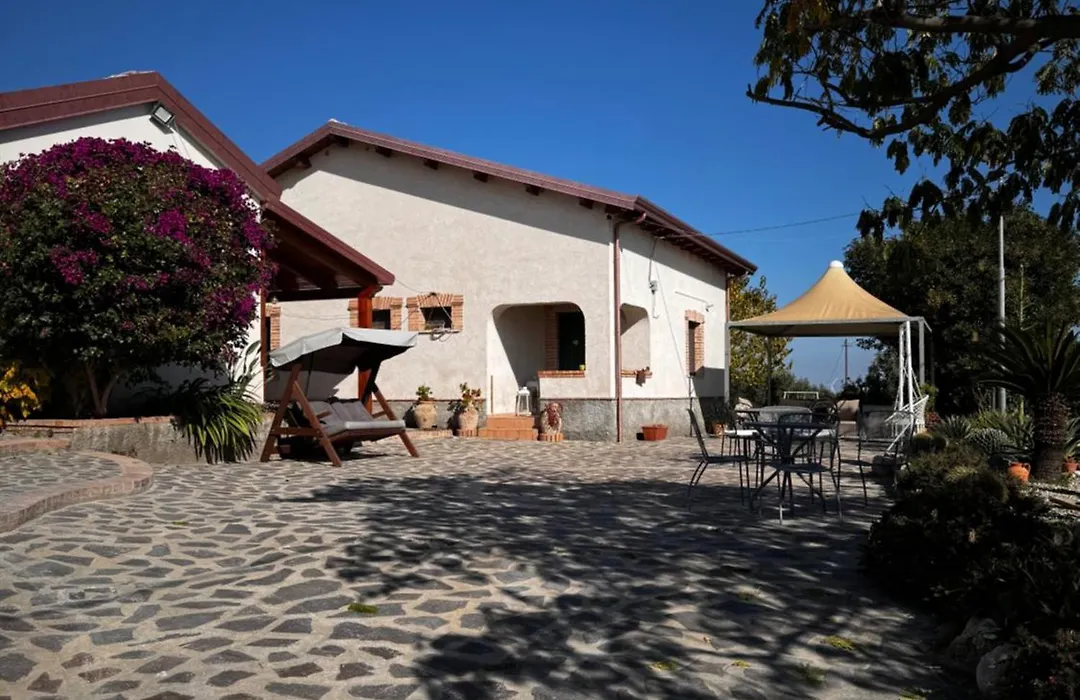 Borgo Santa Lucia-1
